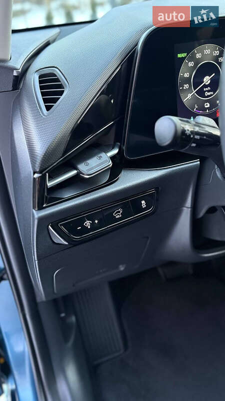 Внедорожник / Кроссовер Kia Niro 2023 в Николаеве