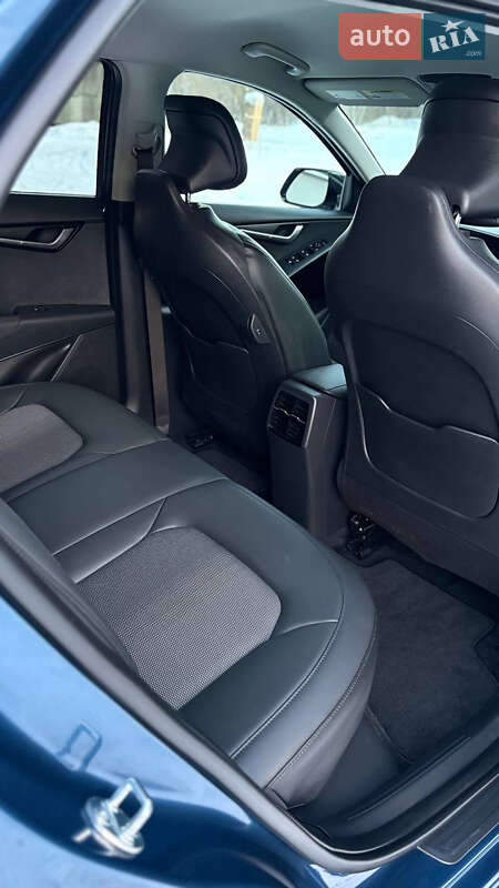 Внедорожник / Кроссовер Kia Niro 2023 в Николаеве
