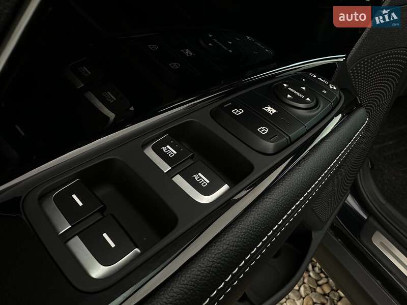 Позашляховик / Кросовер Kia Niro 2020 в Львові