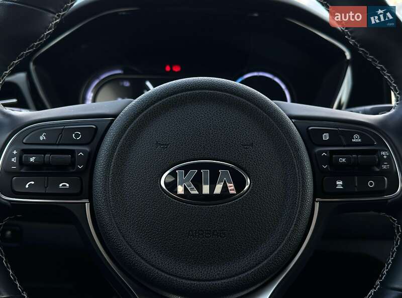 Позашляховик / Кросовер Kia Niro 2020 в Львові
