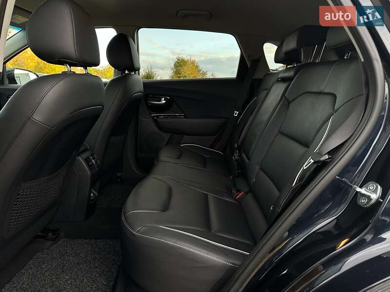 Позашляховик / Кросовер Kia Niro 2020 в Львові