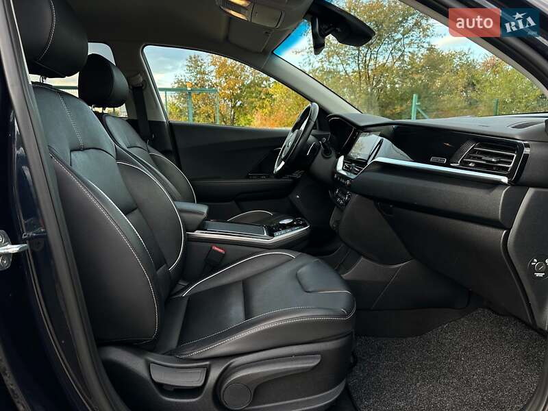 Позашляховик / Кросовер Kia Niro 2020 в Львові