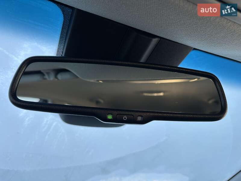 Внедорожник / Кроссовер Kia Niro 2020 в Львове