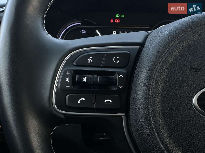 Внедорожник / Кроссовер Kia Niro 2020 в Львове