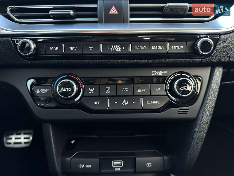 Внедорожник / Кроссовер Kia Niro 2020 в Львове