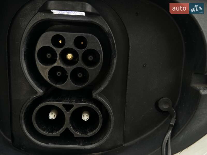 Внедорожник / Кроссовер Kia Niro 2020 в Львове фото 19 Внедорожник / Кроссовер Kia Niro 2020 в Львове