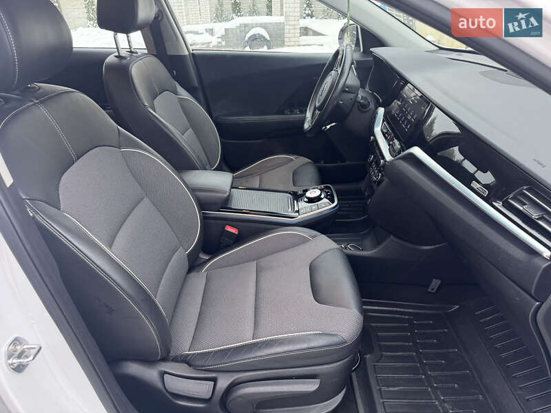 Внедорожник / Кроссовер Kia Niro 2020 в Житомире фото 13 Внедорожник / Кроссовер Kia Niro 2020 в Житомире