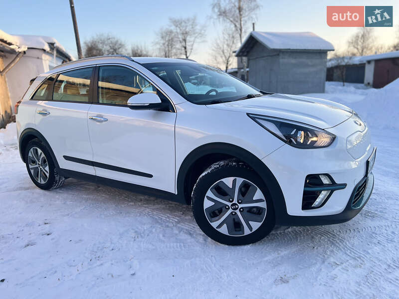 Внедорожник / Кроссовер Kia Niro 2020 в Бродах