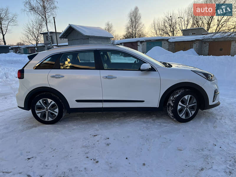 Внедорожник / Кроссовер Kia Niro 2020 в Бродах