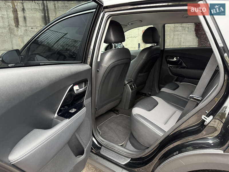 Внедорожник / Кроссовер Kia Niro 2022 в Ровно фото 48 Внедорожник / Кроссовер Kia Niro 2022 в Ровно