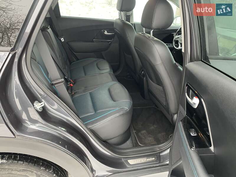 Позашляховик / Кросовер Kia Niro 2020 в Львові