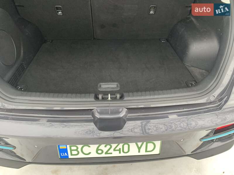 Позашляховик / Кросовер Kia Niro 2020 в Львові