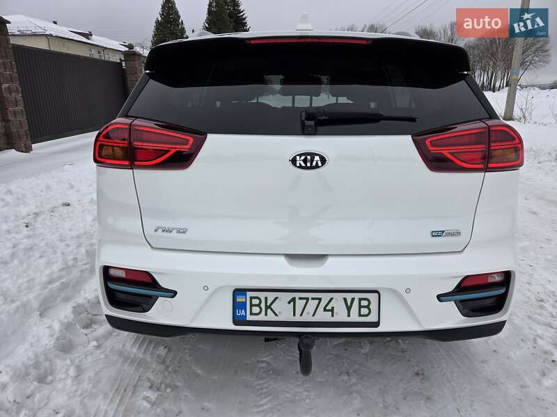 Внедорожник / Кроссовер Kia Niro 2020 в Дубно