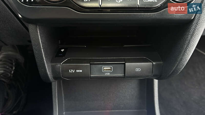 Внедорожник / Кроссовер Kia Niro 2019 в Виннице фото 71 Внедорожник / Кроссовер Kia Niro 2019 в Виннице