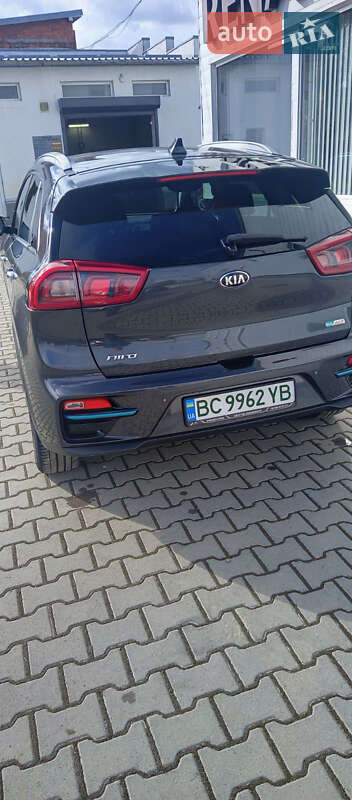 Внедорожник / Кроссовер Kia Niro 2019 в Дрогобыче