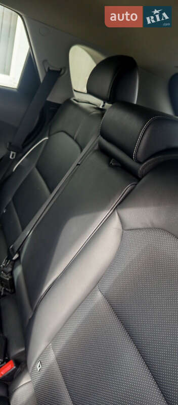 Внедорожник / Кроссовер Kia Niro 2019 в Дрогобыче