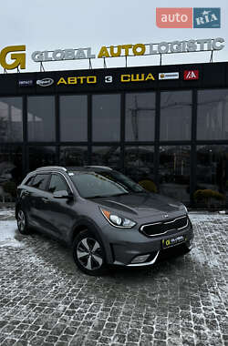 Позашляховик / Кросовер Kia Niro 2017 в Львові