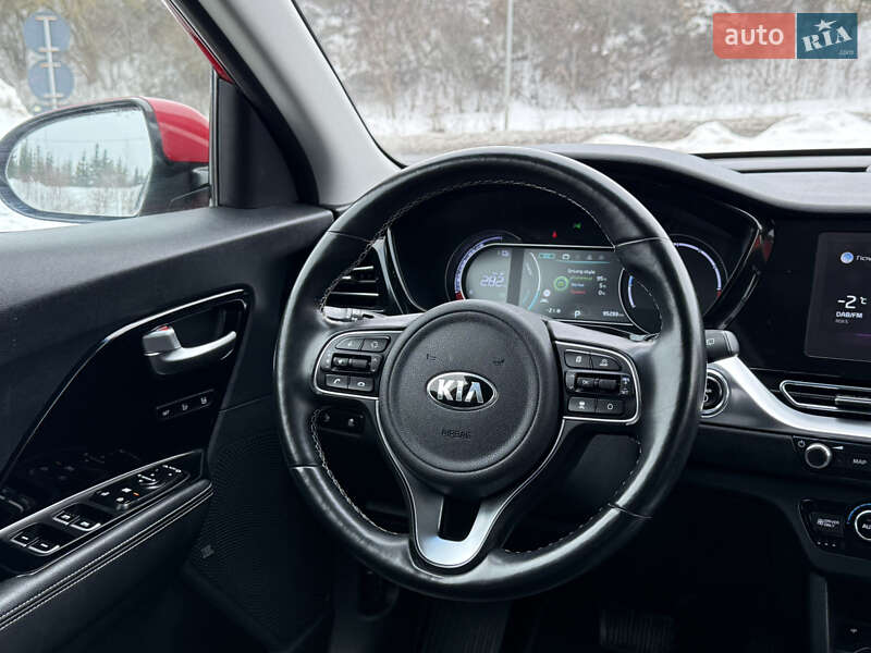 Позашляховик / Кросовер Kia Niro 2020 в Тернополі фото 4 Позашляховик / Кросовер Kia Niro 2020 в Тернополі