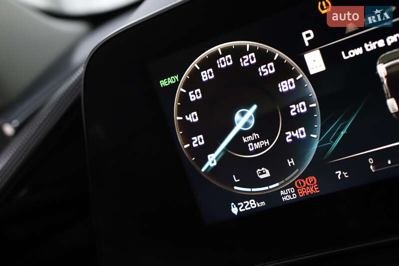 Внедорожник / Кроссовер Kia Niro 2024 в Дрогобыче