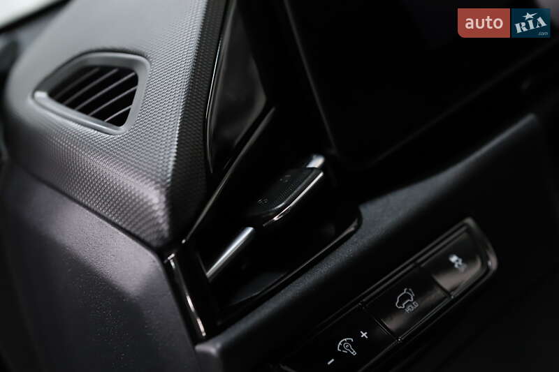 Внедорожник / Кроссовер Kia Niro 2024 в Дрогобыче