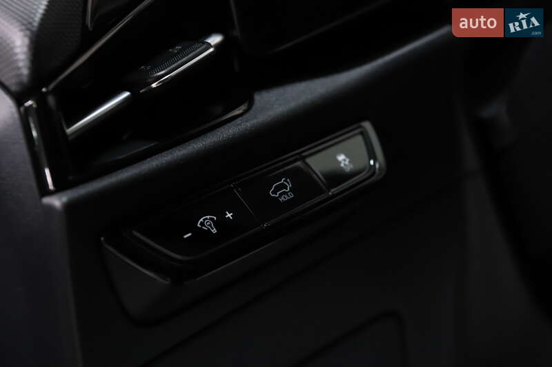 Внедорожник / Кроссовер Kia Niro 2024 в Дрогобыче