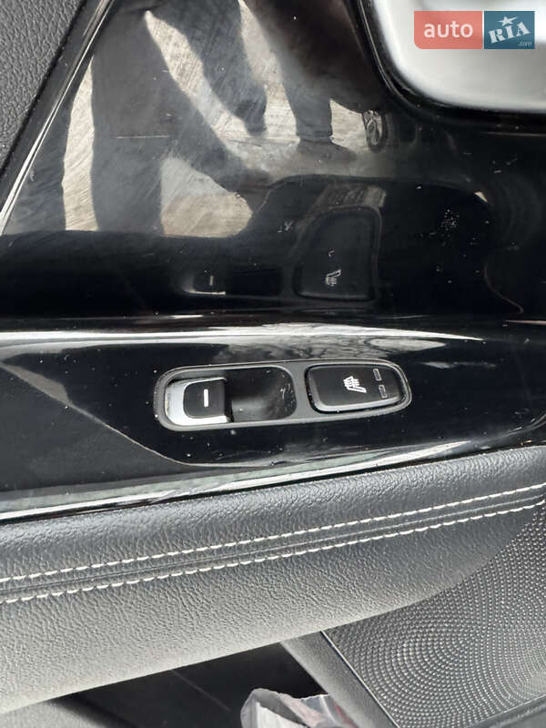 Внедорожник / Кроссовер Kia Niro 2019 в Каменец-Подольском