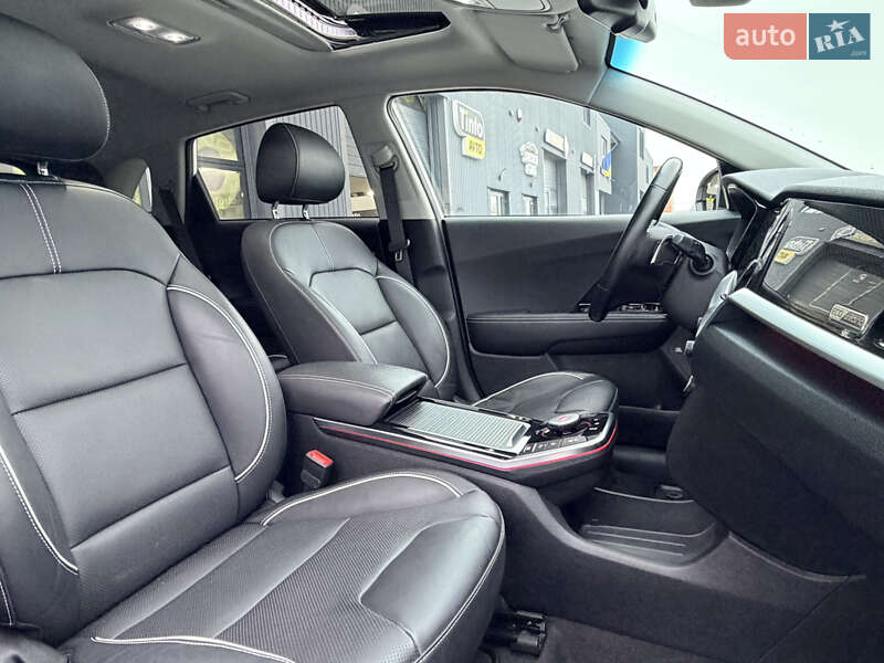 Внедорожник / Кроссовер Kia Niro 2022 в Дрогобыче