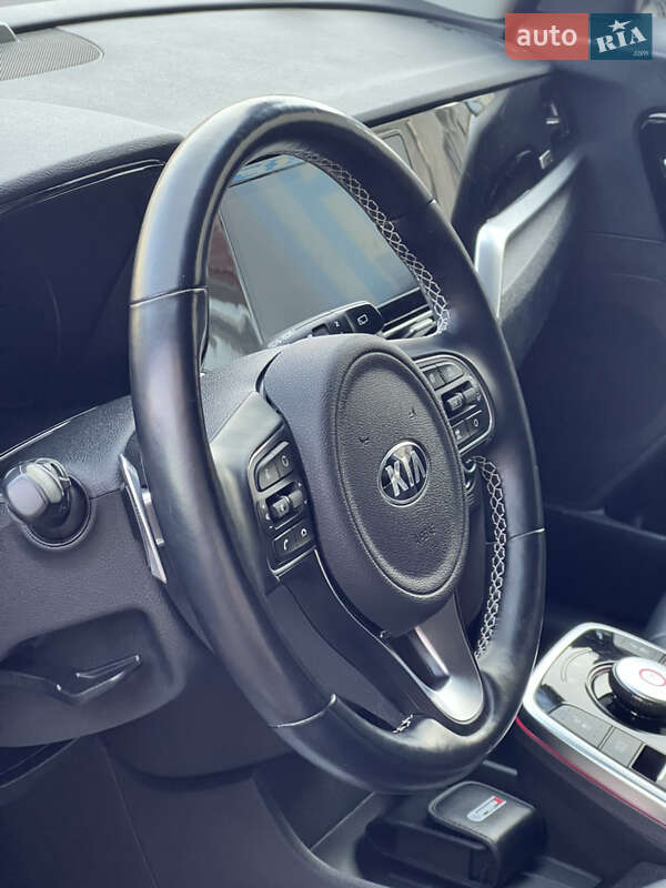 Позашляховик / Кросовер Kia Niro 2020 в Тернополі