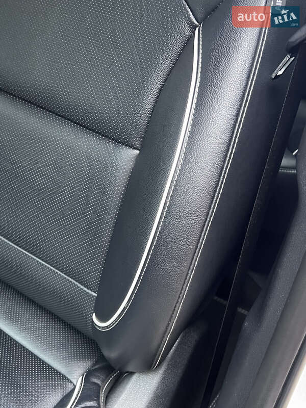 Позашляховик / Кросовер Kia Niro 2020 в Тернополі