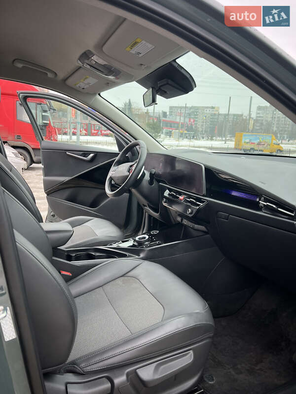 Внедорожник / Кроссовер Kia Niro 2023 в Львове