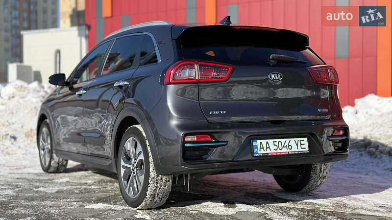 Внедорожник / Кроссовер Kia Niro 2019 в Киеве