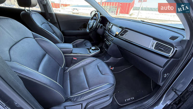 Внедорожник / Кроссовер Kia Niro 2019 в Киеве