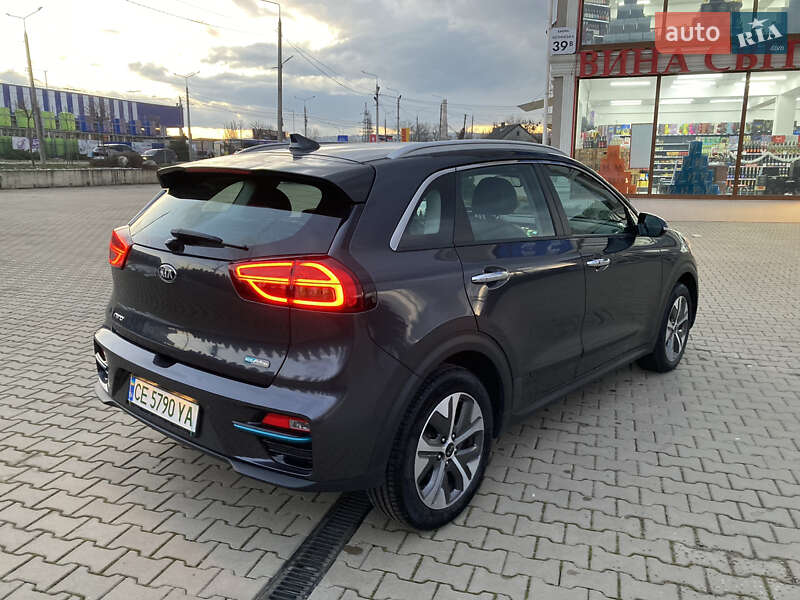 Внедорожник / Кроссовер Kia Niro 2020 в Черновцах