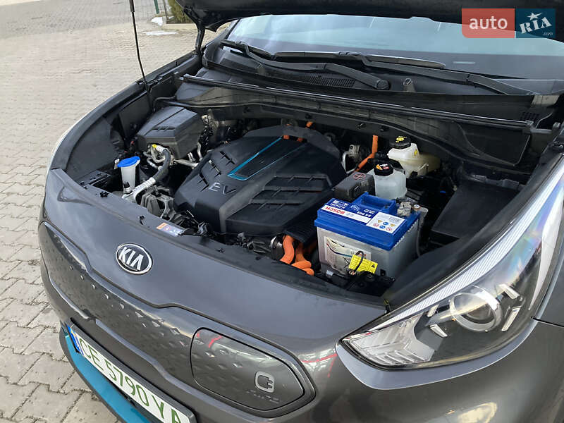 Внедорожник / Кроссовер Kia Niro 2020 в Черновцах