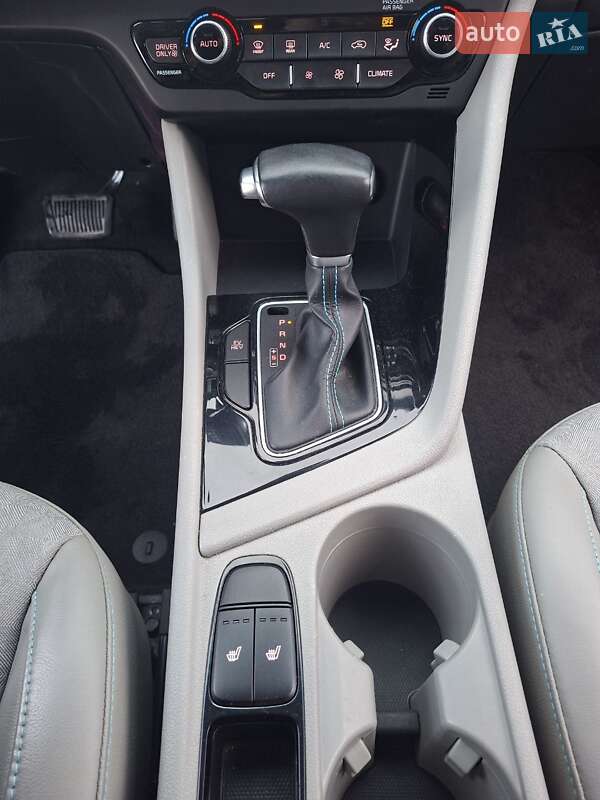 Внедорожник / Кроссовер Kia Niro 2019 в Львове фото 12 Внедорожник / Кроссовер Kia Niro 2019 в Львове