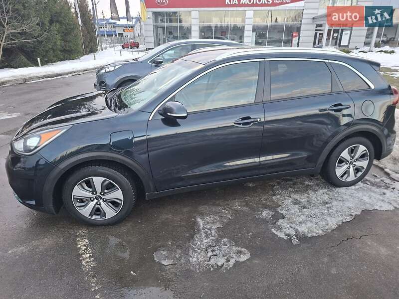 Внедорожник / Кроссовер Kia Niro 2019 в Львове фото 5 Внедорожник / Кроссовер Kia Niro 2019 в Львове