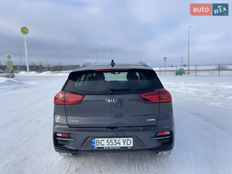 Позашляховик / Кросовер Kia Niro 2020 в Львові