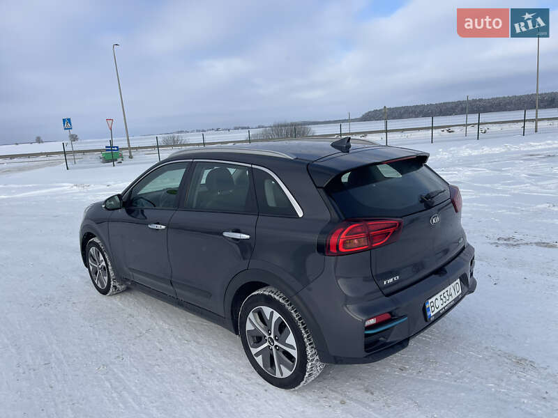 Позашляховик / Кросовер Kia Niro 2020 в Львові