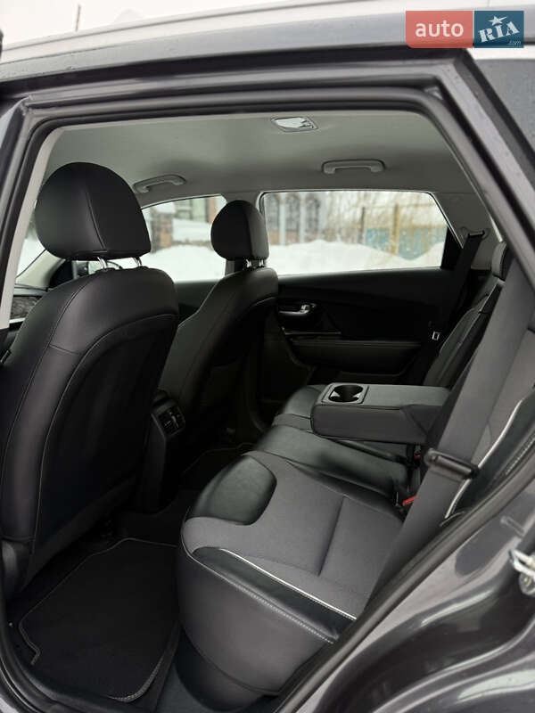 Позашляховик / Кросовер Kia Niro 2020 в Львові