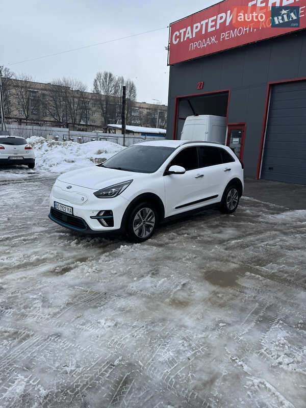 Внедорожник / Кроссовер Kia Niro 2019 в Тернополе фото 34 Внедорожник / Кроссовер Kia Niro 2019 в Тернополе