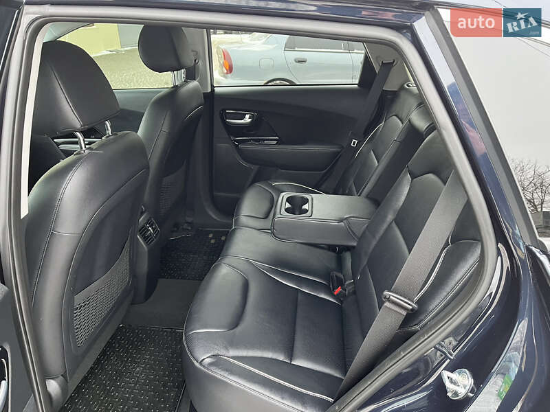 Внедорожник / Кроссовер Kia Niro 2020 в Бердичеве фото 16 Внедорожник / Кроссовер Kia Niro 2020 в Бердичеве