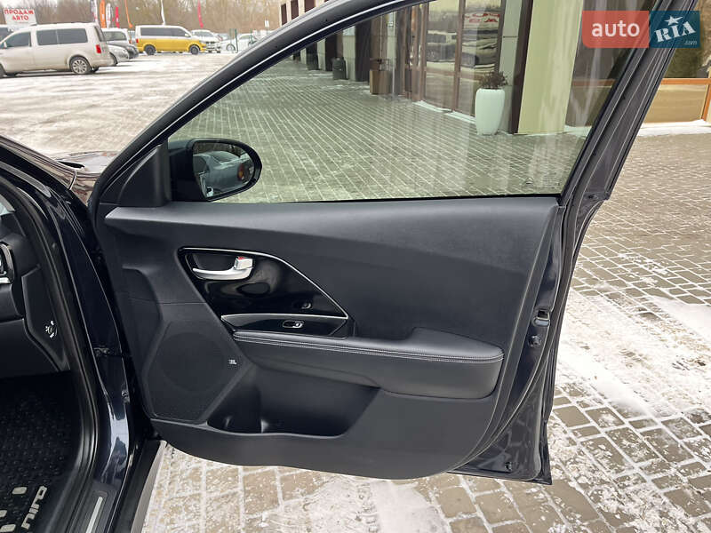 Внедорожник / Кроссовер Kia Niro 2020 в Бердичеве фото 21 Внедорожник / Кроссовер Kia Niro 2020 в Бердичеве
