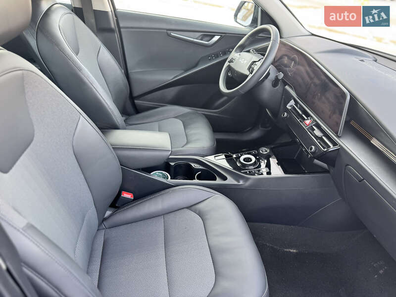 Позашляховик / Кросовер Kia Niro 2022 в Бережанах