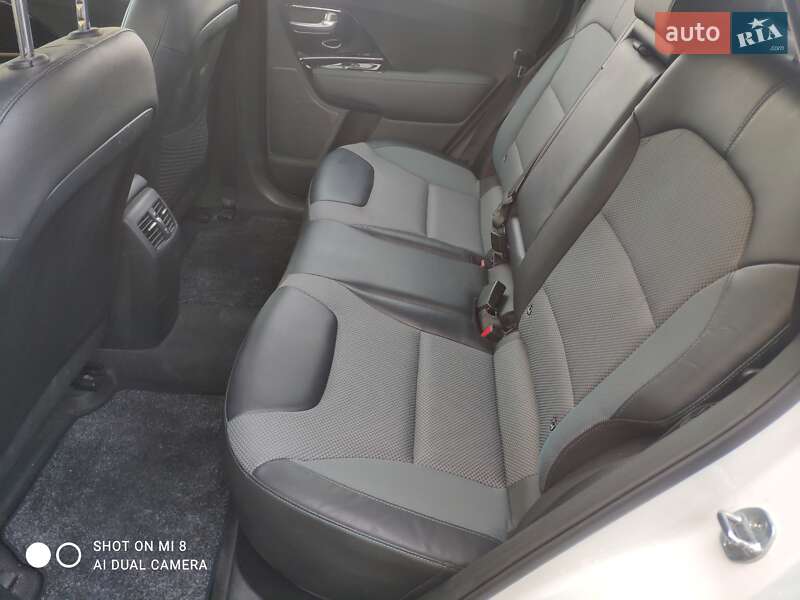 Внедорожник / Кроссовер Kia Niro 2019 в Львове