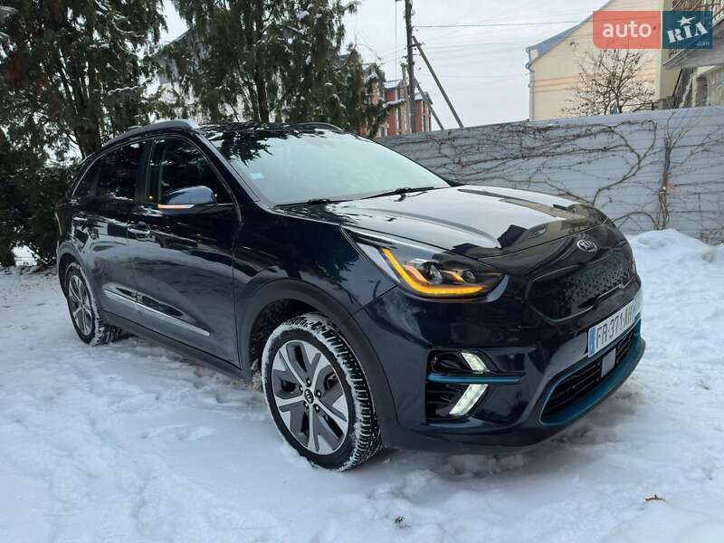 Внедорожник / Кроссовер Kia Niro 2020 в Львове