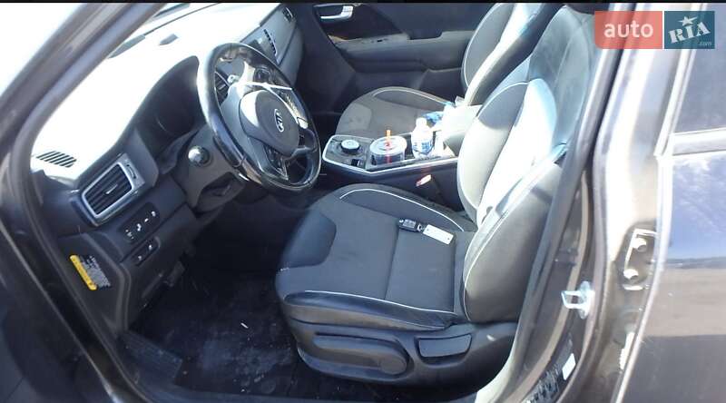 Внедорожник / Кроссовер Kia Niro 2019 в Львове