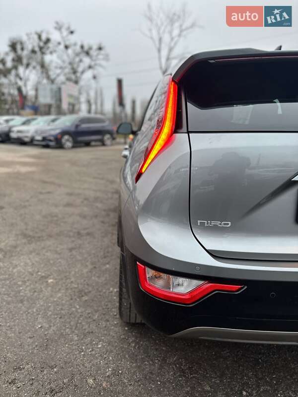 Внедорожник / Кроссовер Kia Niro 2024 в Белогородке