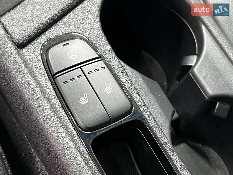 Внедорожник / Кроссовер Kia Niro 2018 в Одессе