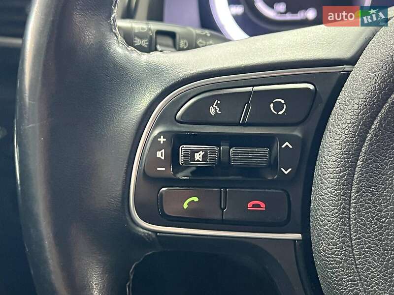 Внедорожник / Кроссовер Kia Niro 2018 в Одессе