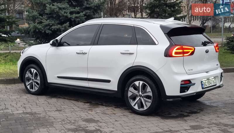 Внедорожник / Кроссовер Kia Niro 2020 в Львове фото 13 Внедорожник / Кроссовер Kia Niro 2020 в Львове